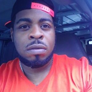 Meet your Posher, Warren